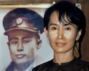 Aung San Suu Kyi 4