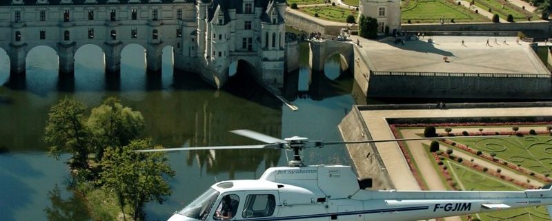 Paris ve Loire Şatoları Helikopter Turu 4