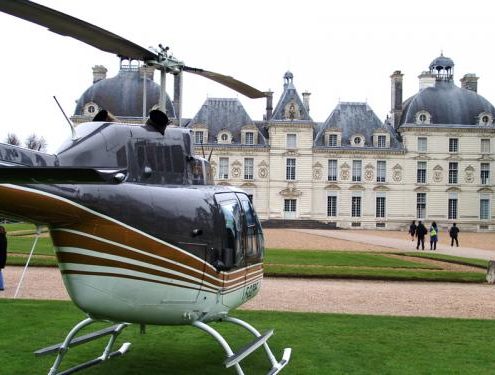 Paris ve Loire Şatoları Helikopter Turu